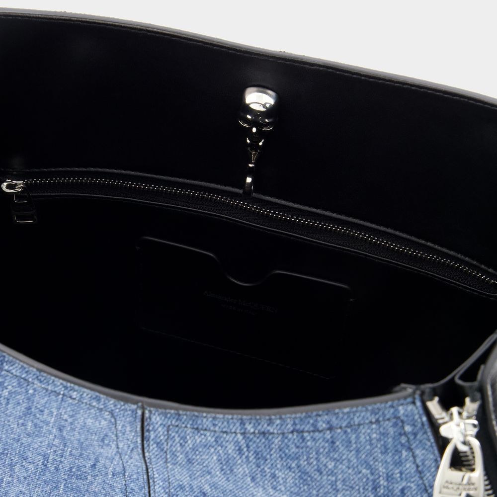 Alexander Mcqueen The Skull Hobo Bag In Blue