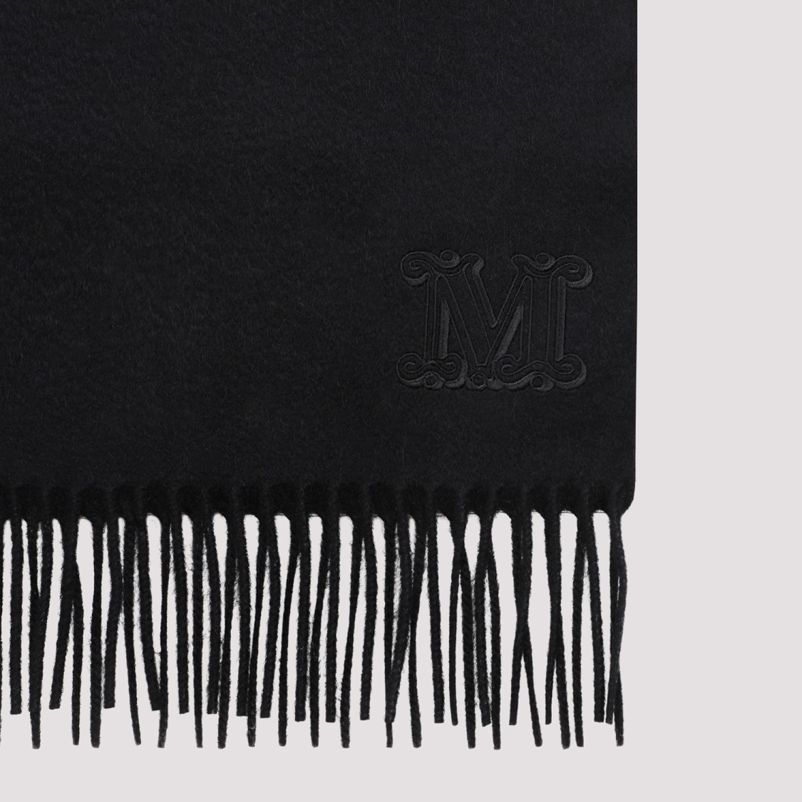 Max Mara Luxurious Cashmere Scarf With Fringed Hem And Logo Embroidery In Black