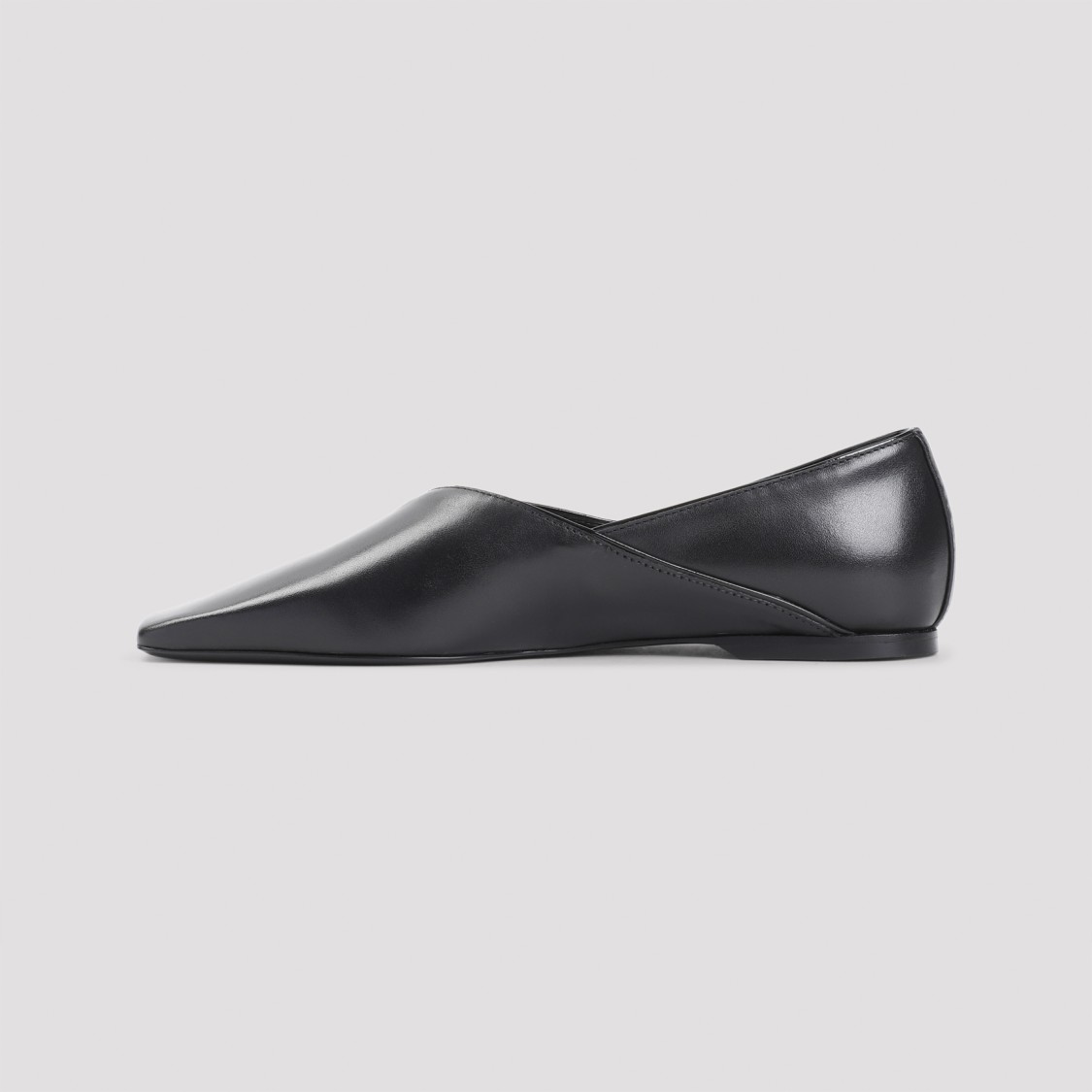 Totême The Everyday Flat Black Nappa Leather Ballerinas In Grey