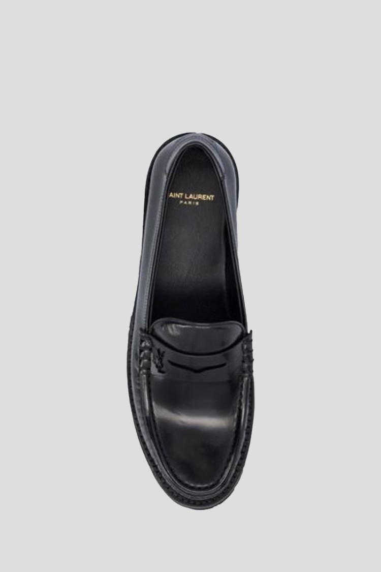 Saint Laurent Le Loafer High-shine Finish Flat Shoes In Black