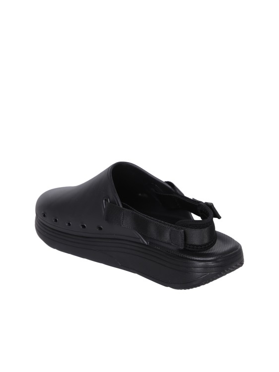 Shop Suicoke Rubber Sandals. Slip-on Model With Adjustable Strap. Minimalist Design. In Black