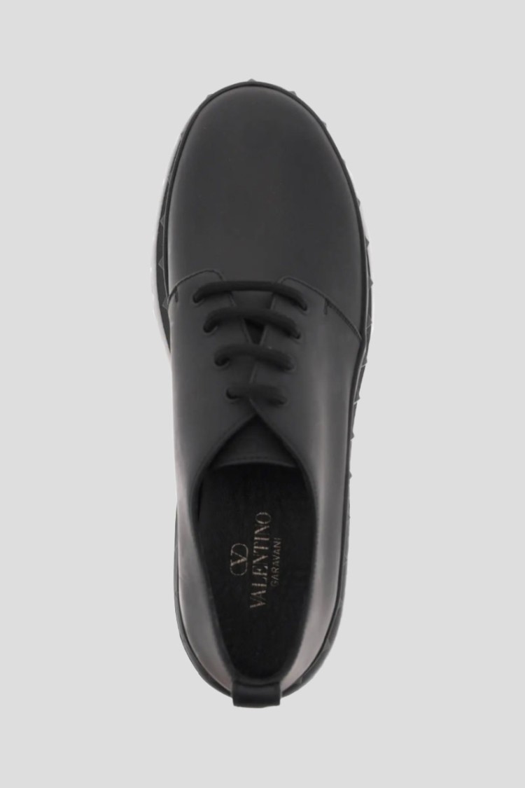 Valentino Brogue Shoes Garavani Men Color Black In Black