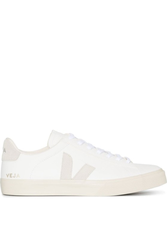 Veja White Low-top Sneakers With Logo Patch In Leather In Neutral