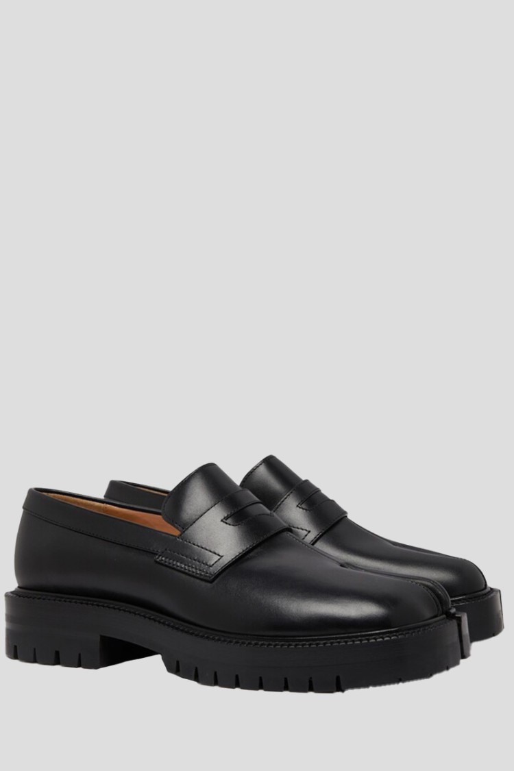 Maison Margiela Tabi County Split-toe Distressed Textured-leather Penny Loafers In Black