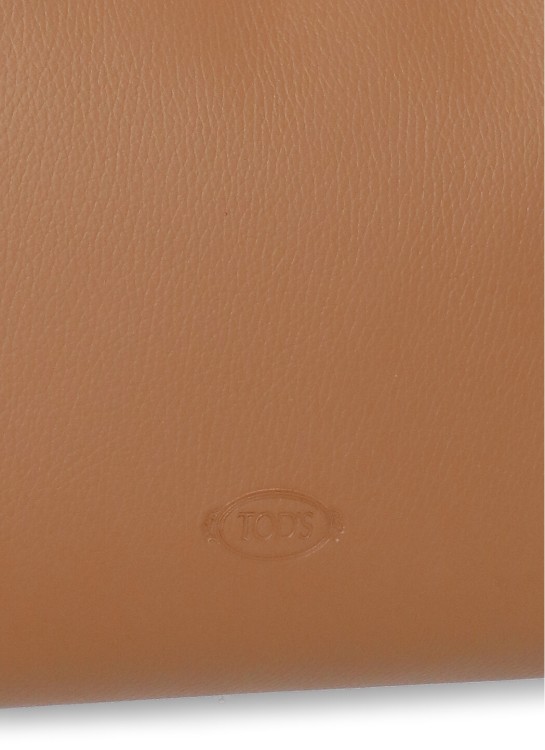 Shop Tod's Leather Shoulder Bag In Brown