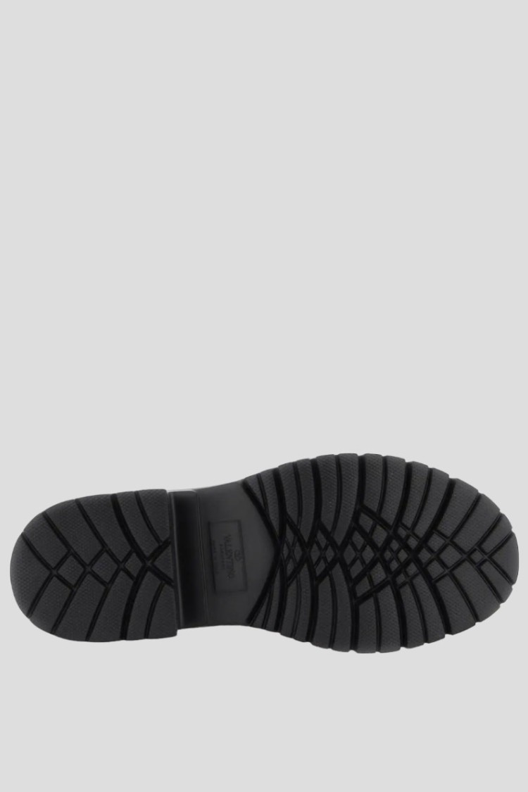 Valentino Brogue Shoes Garavani Men Color Black In Black