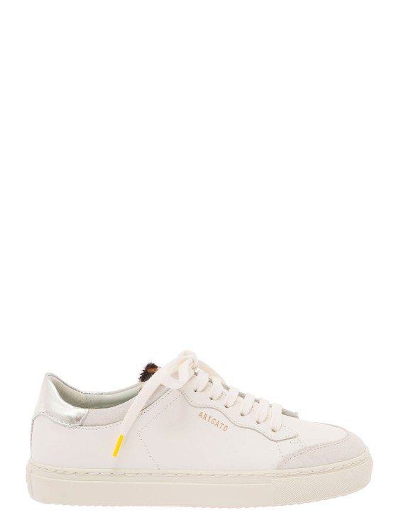 Axel Arigato White Low-top Sneakers Wit Metallic Heel Tab In Smooth Leather In Neutrals