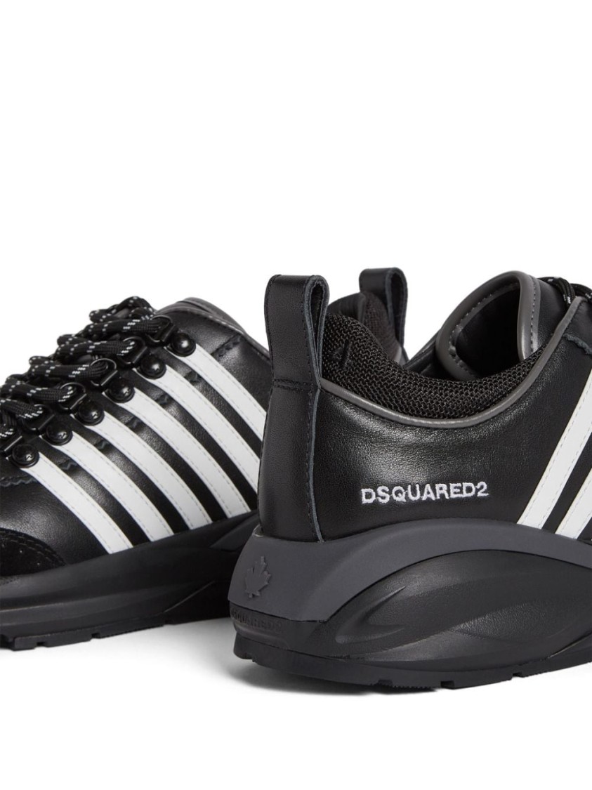 Dsquared2 Lace-up Low-cut Sneakers In Black