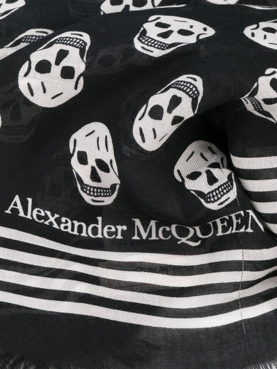 Shop Alexander Mcqueen Black/ivory Skull-print Scarf