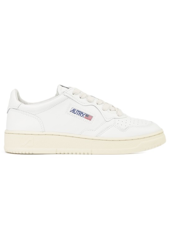 Autry Medalist Low Sneaker In White Leather