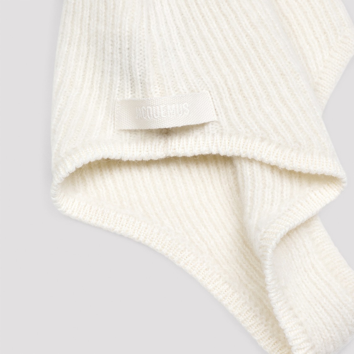 Jacquemus La Capuche Gros Grain Hat In White