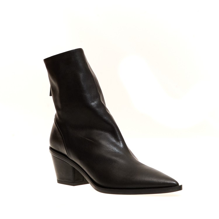 Halmanera Black Leather Ankle Boot Heel In Black