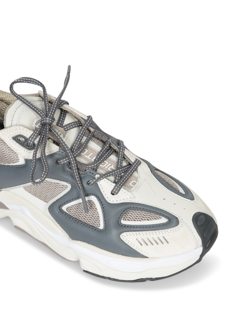 Axel Arigato Foam Collar Runner Branded Webbing In Grey