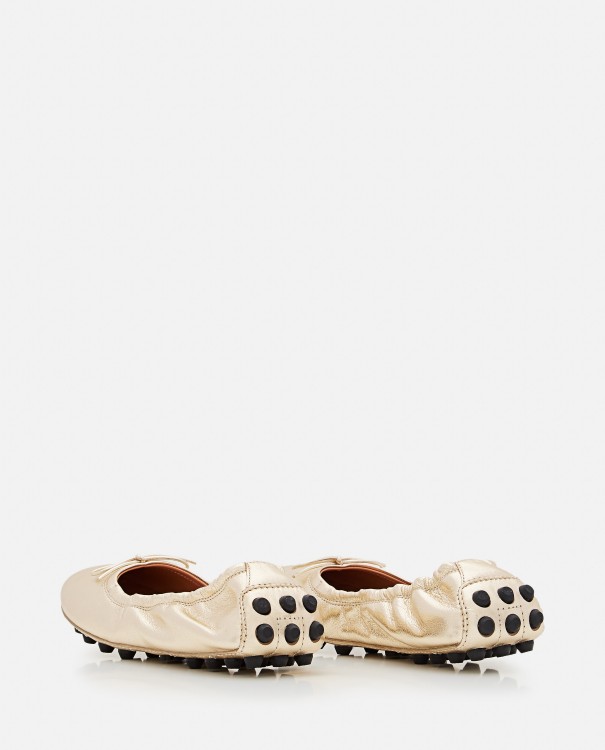 Shop Tod's Gommino Leather Ballet Flats In Neutrals
