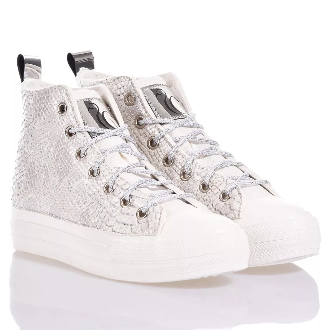 Mimanera Airlines Platform By Charlottem In White