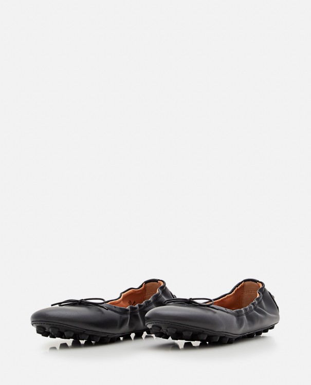 Shop Tod's Gommino Leather Ballet Flats In Black