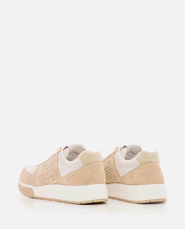 Shop Givenchy Low-top Sneakers In Neutrals