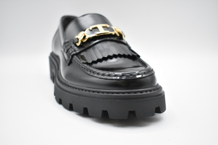 Shop Tod's Flat Shoes Black