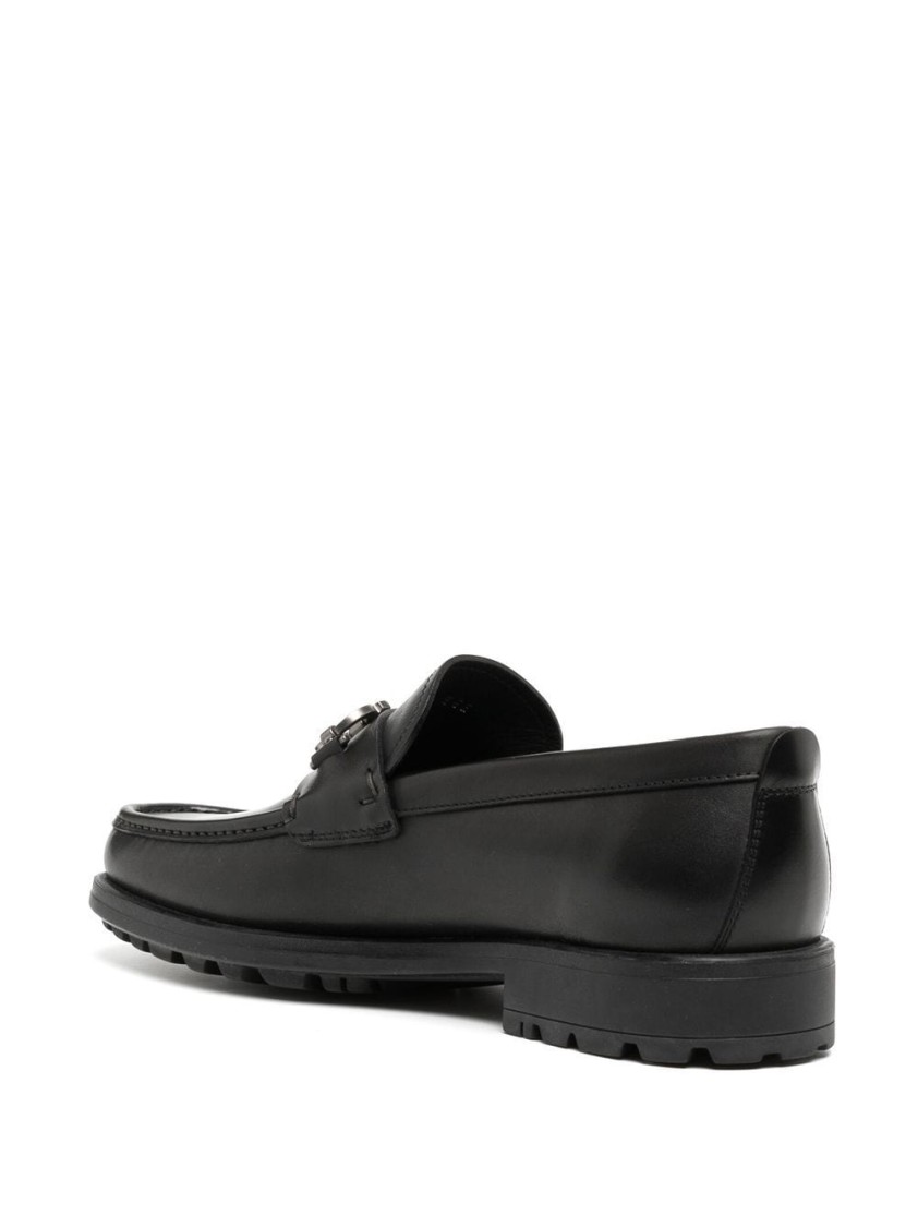 Ferragamo Leather David Loafer With Gancini Hook For Men In Black