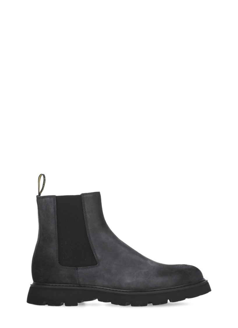 Doucal's Point Chelsea Boots In Black