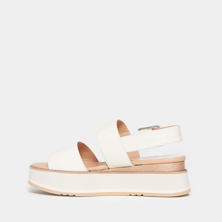 Paloma Barceló Frate Sandals In Beige Naplak In White