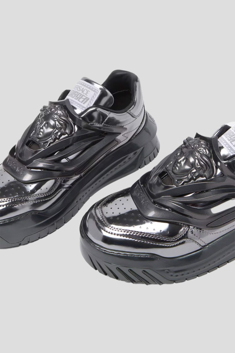 【関税込み】Odissea Sneakers - Versace - Leather - Grey/Blac Versace Odissea Leather Low-top Sneakers In Gunmetal | ModeSens