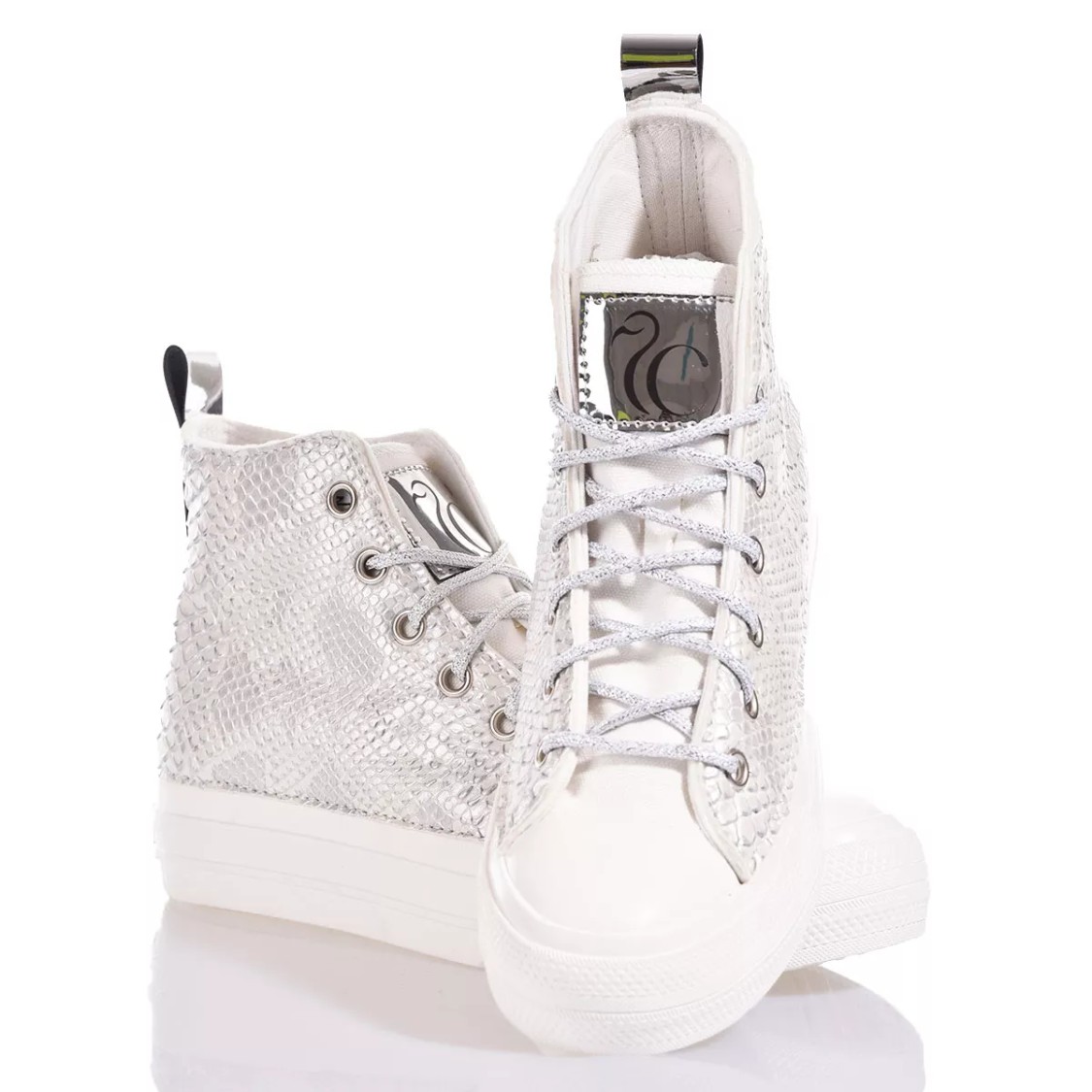 Mimanera Airlines Platform By Charlottem In White