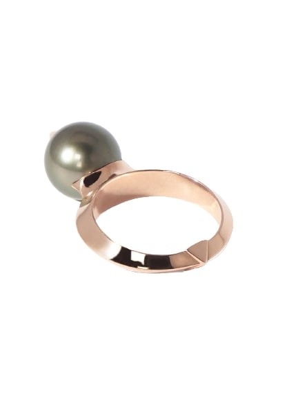 Shop Hannah Martin Stabbed Pearl Ring In Gold
