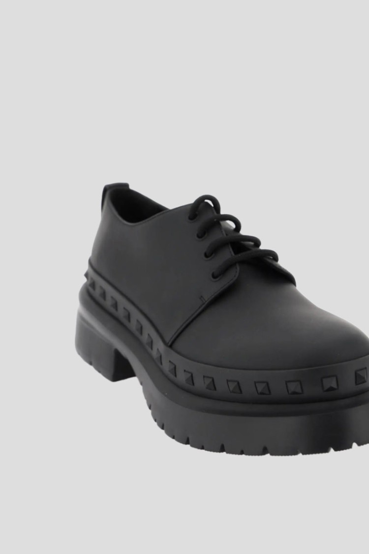 Valentino Brogue Shoes Garavani Men Color Black In Black