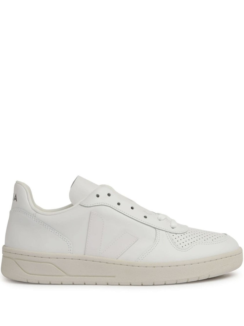 Veja Premium Leather Sneakers With Sustainable Design And Elegant Comfort In White