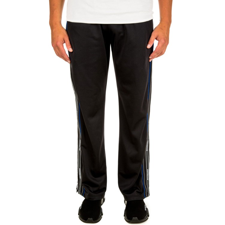 Shop Balenciaga Jogging Logo Pants In Black