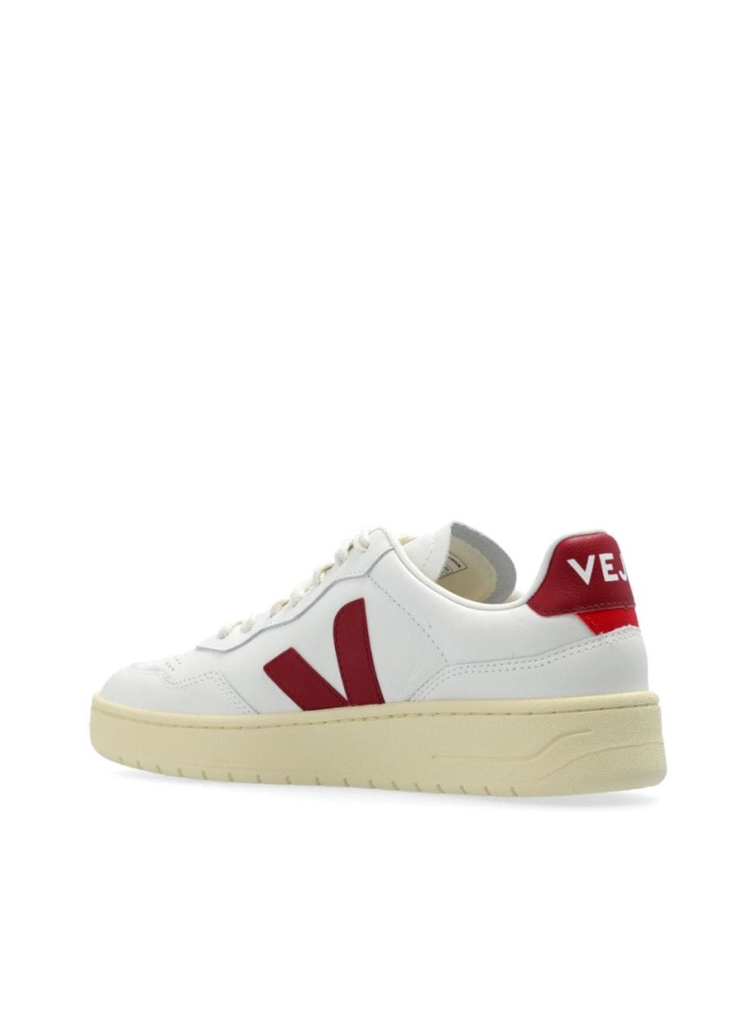 Veja Sneakers V-10 In White And Marsala Leather In White