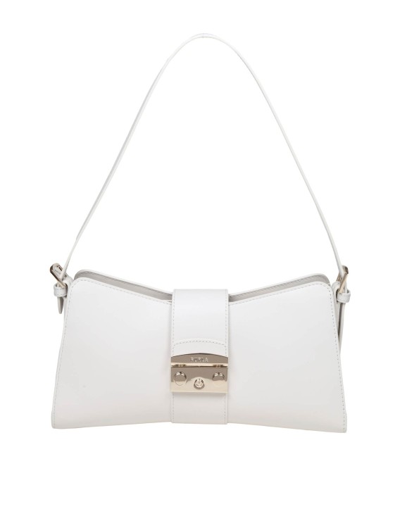 Shop Furla Metropolis Remix Shoulder Bag In Marshmallow Color Leather In White