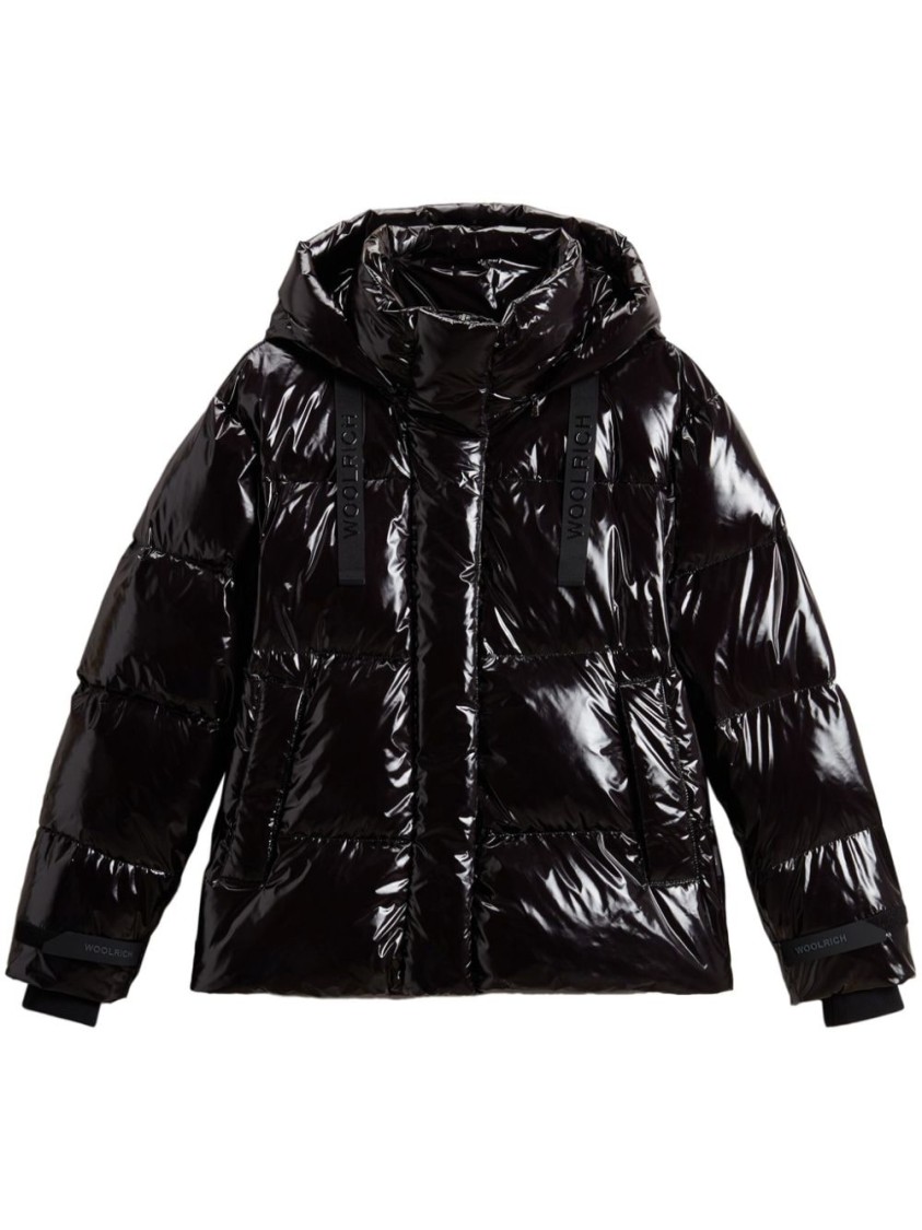 Woolrich Short Parka Glossy Hooded Front Pockets In Black
