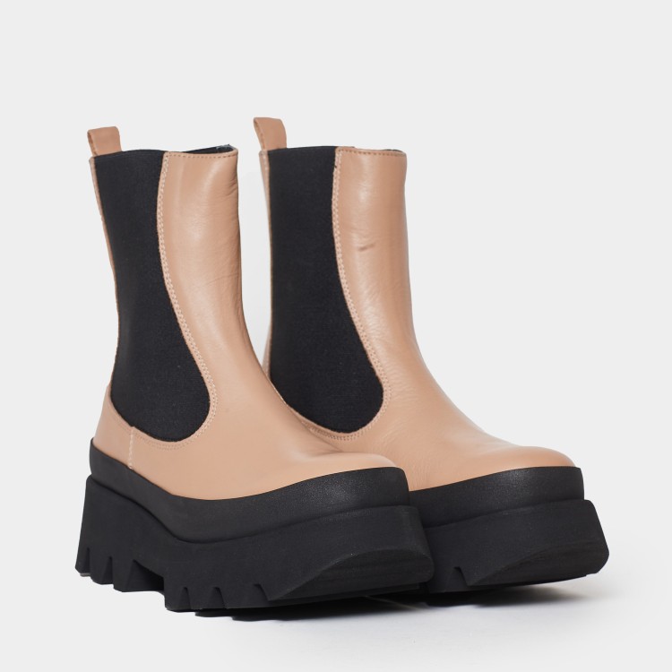 Paloma Barceló Chelsea Boot In Brown